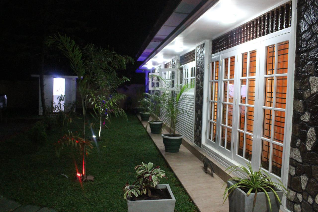 Nirmala Hotel And Restaurant Polonnaruwa Exteriér fotografie